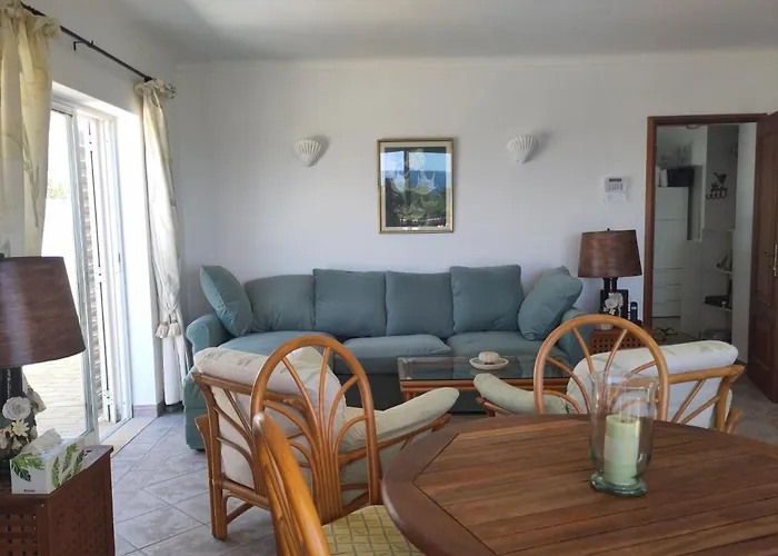 233 Galo Apartment, 2 Schlafzimmer Porches (Algarve)