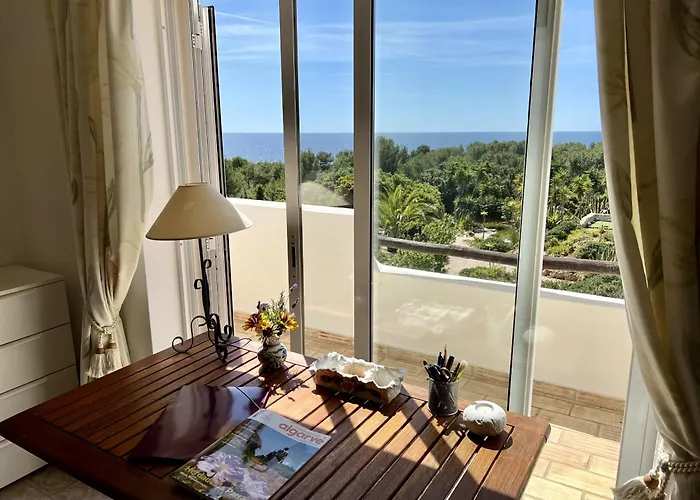 233 Galo Apartment, 2 Schlafzimmer * Porches (Algarve)